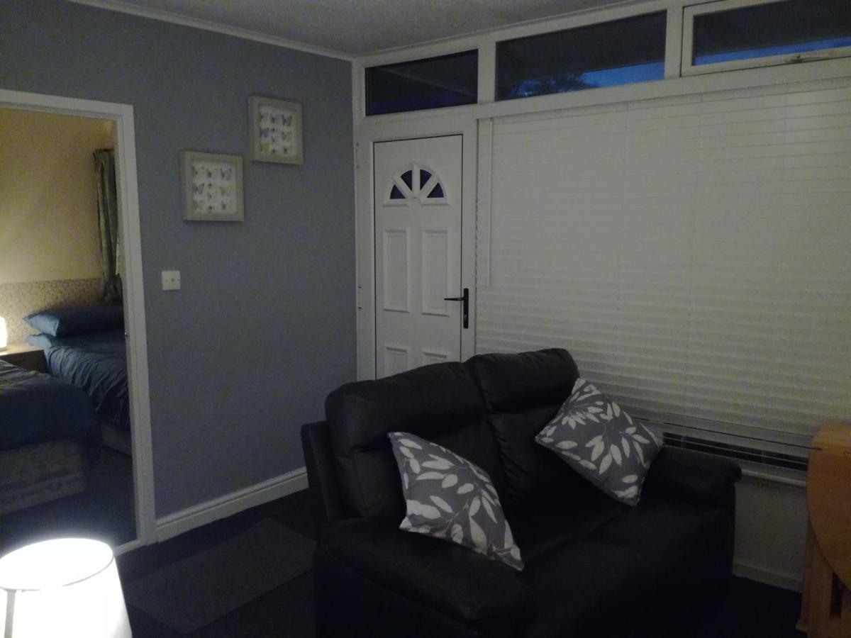 Chalet 33, The Willows, Cherry Park, Chapel Saint Leonards